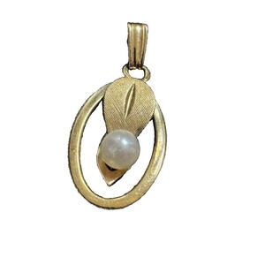 Vintage Van Dell Delicate Gold Filled Pendant With Culture Pearl Leaf Design 1"